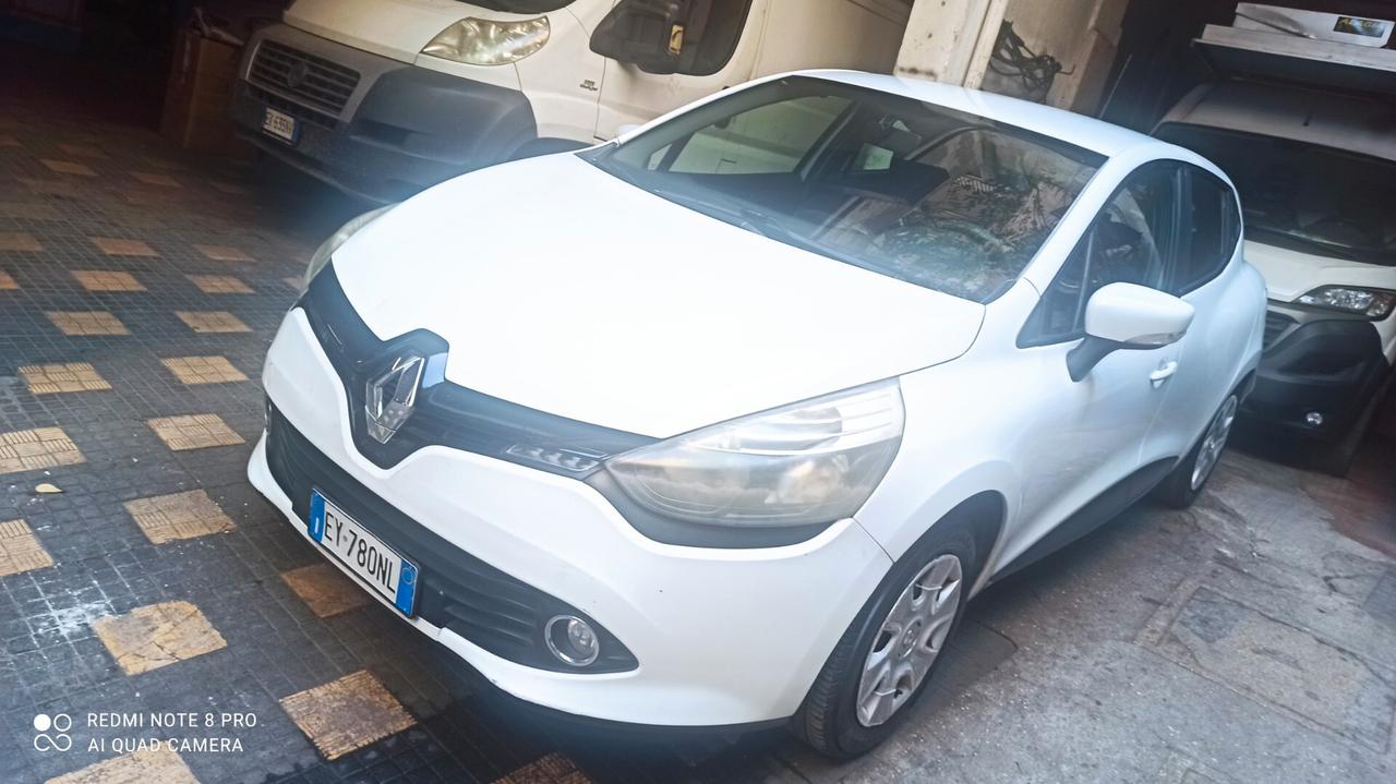 Renault Clio 1.2 75CV GPL 5 porte Costume National