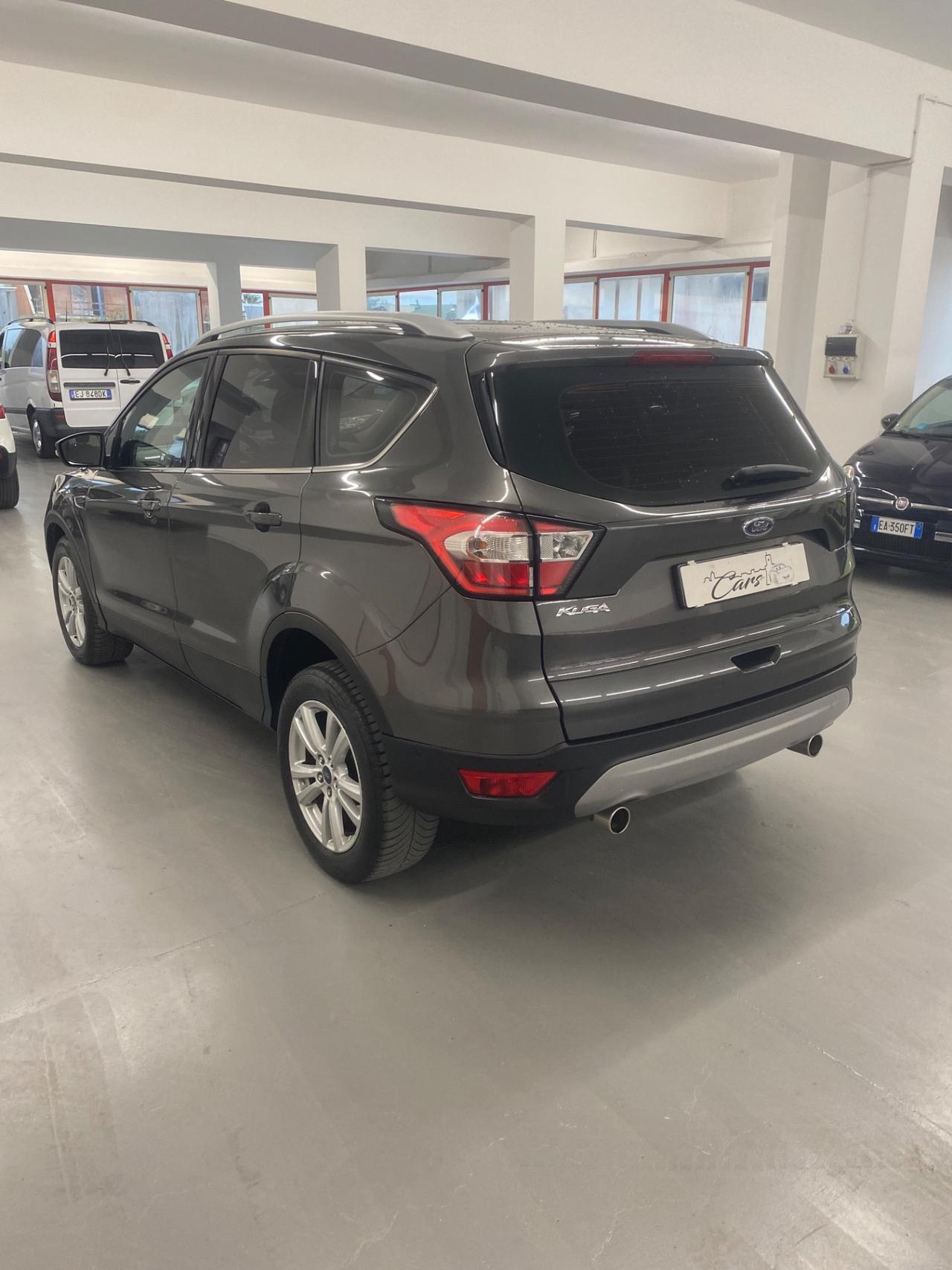 Ford Kuga 1.5 TDCI 120 CV S&S 2WD Powershift ST-Line