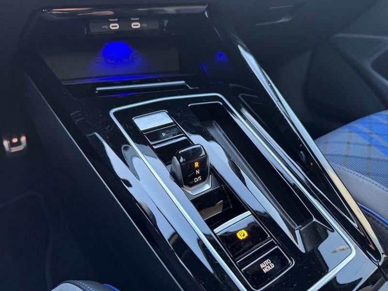 Volkswagen Golf 2.0 TSI R DSG 4Motion Matrix Led Camera ACC 19" Cockpit
