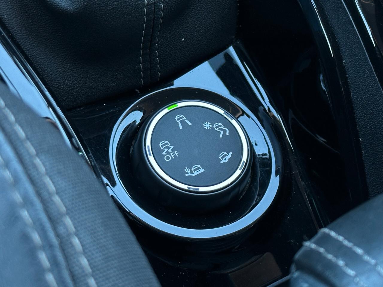 PEUGEOT 2008 BlueHDi 120 S&S Allure