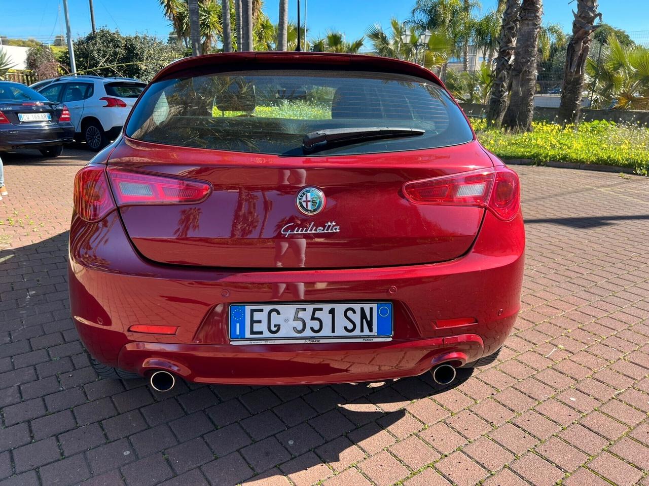 Alfa Romeo Giulietta 2.0 JTDm-2 140 CV Exclusive