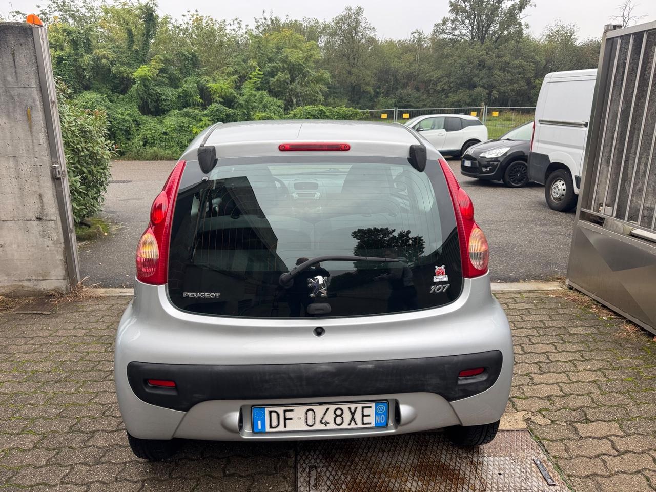 Peugeot 107 1.0 68CV 3p. Neopatentati