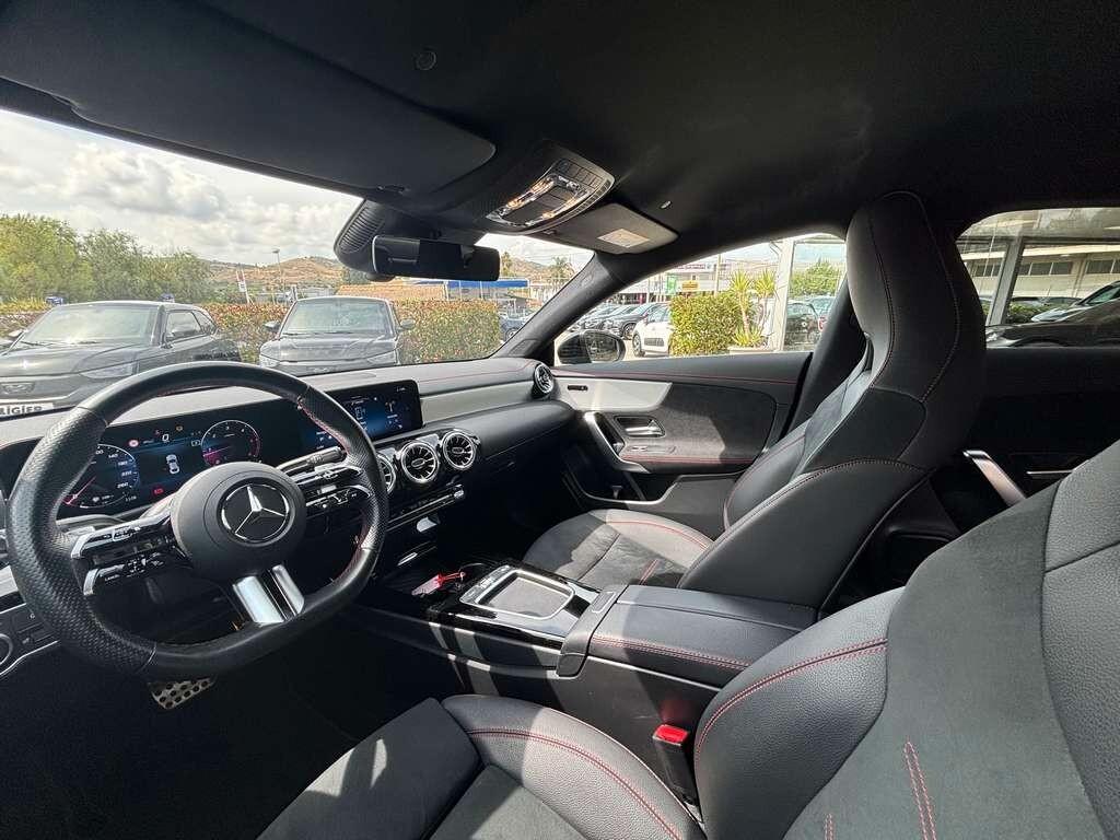Mercedes-benz CLA 200 d Automatic Premium 2024 / KM 50.000 Tua a solo 349 Euro al mese