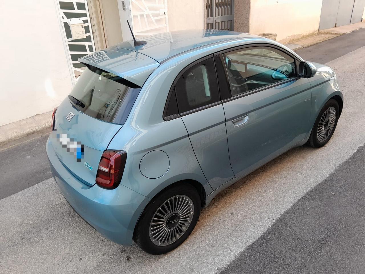 Fiat 500 Icon 3 1 42 kWh