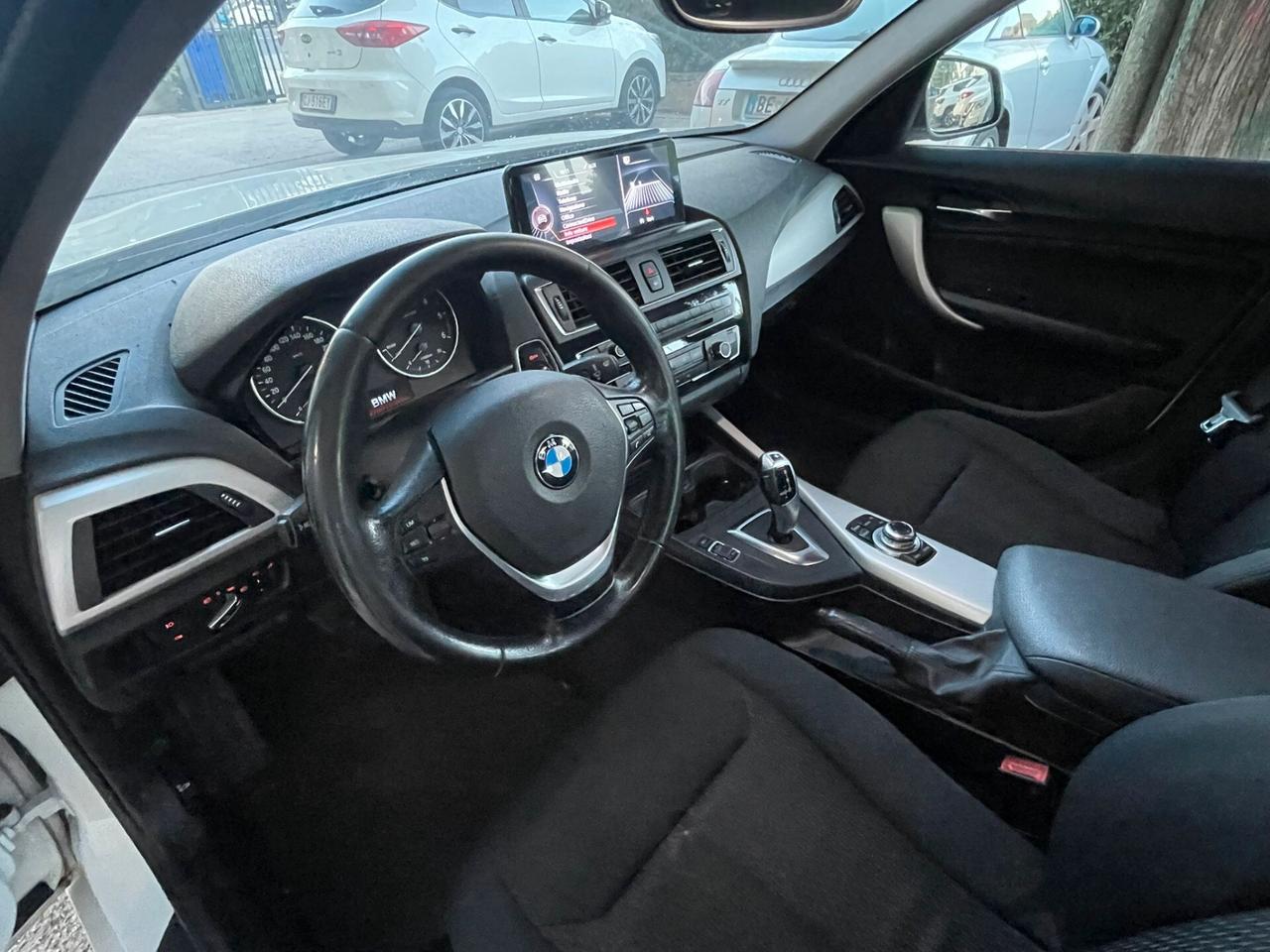 Bmw 118 118d 5p. Advantage