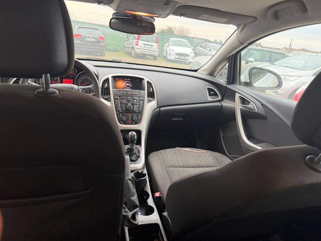 Opel Astra 1.4 16V Twinport 5 porte Enjoy