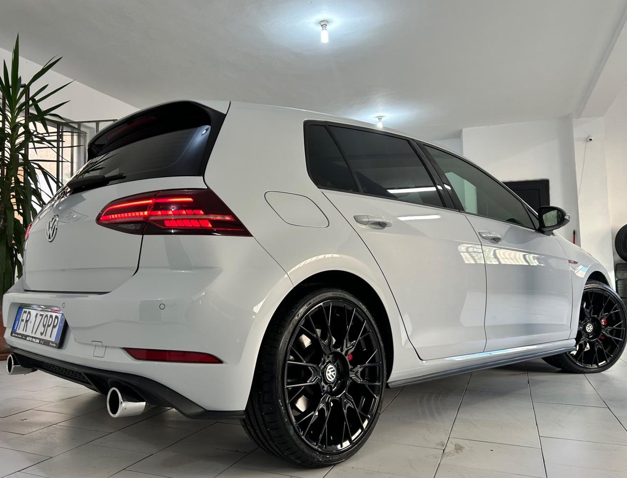 Volkswagen Golf GTI Performance 2.0 245 CV TSI DSG 5p. BMT
