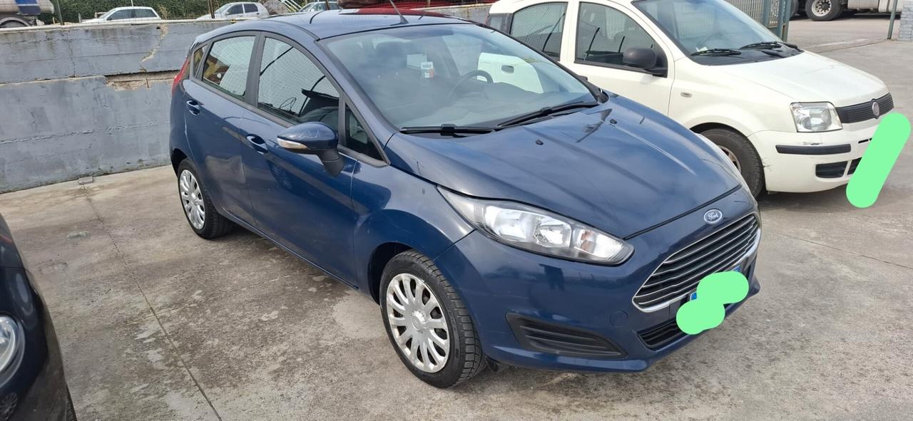 2016 GPL Ford Fiesta 1.4 5 porte Bz.- GPL Black & White Edition