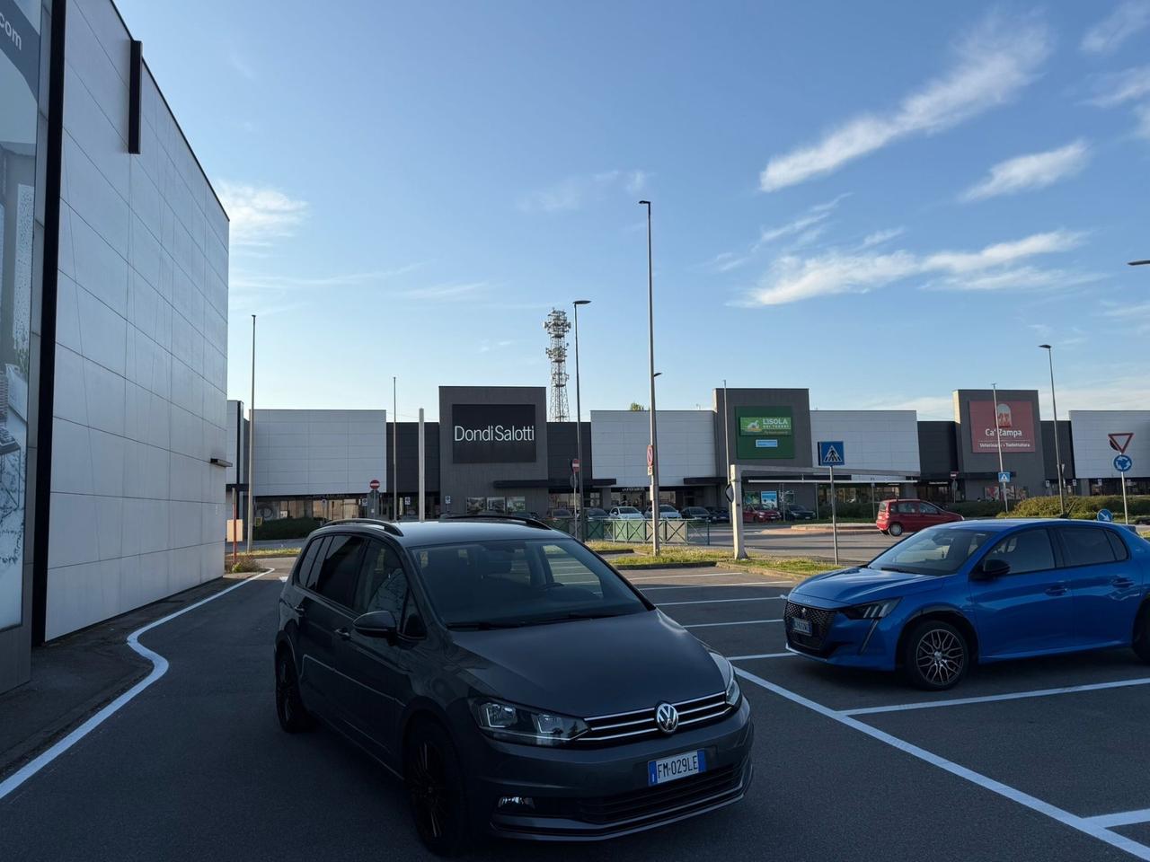 Volkswagen Touran 1.6 TDI 115 CV SCR DSG Executive BlueMotion Tech.