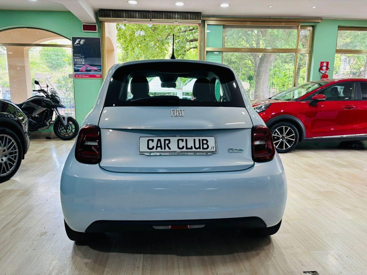 Fiat 500 E 100% elettrica La Prima My'21