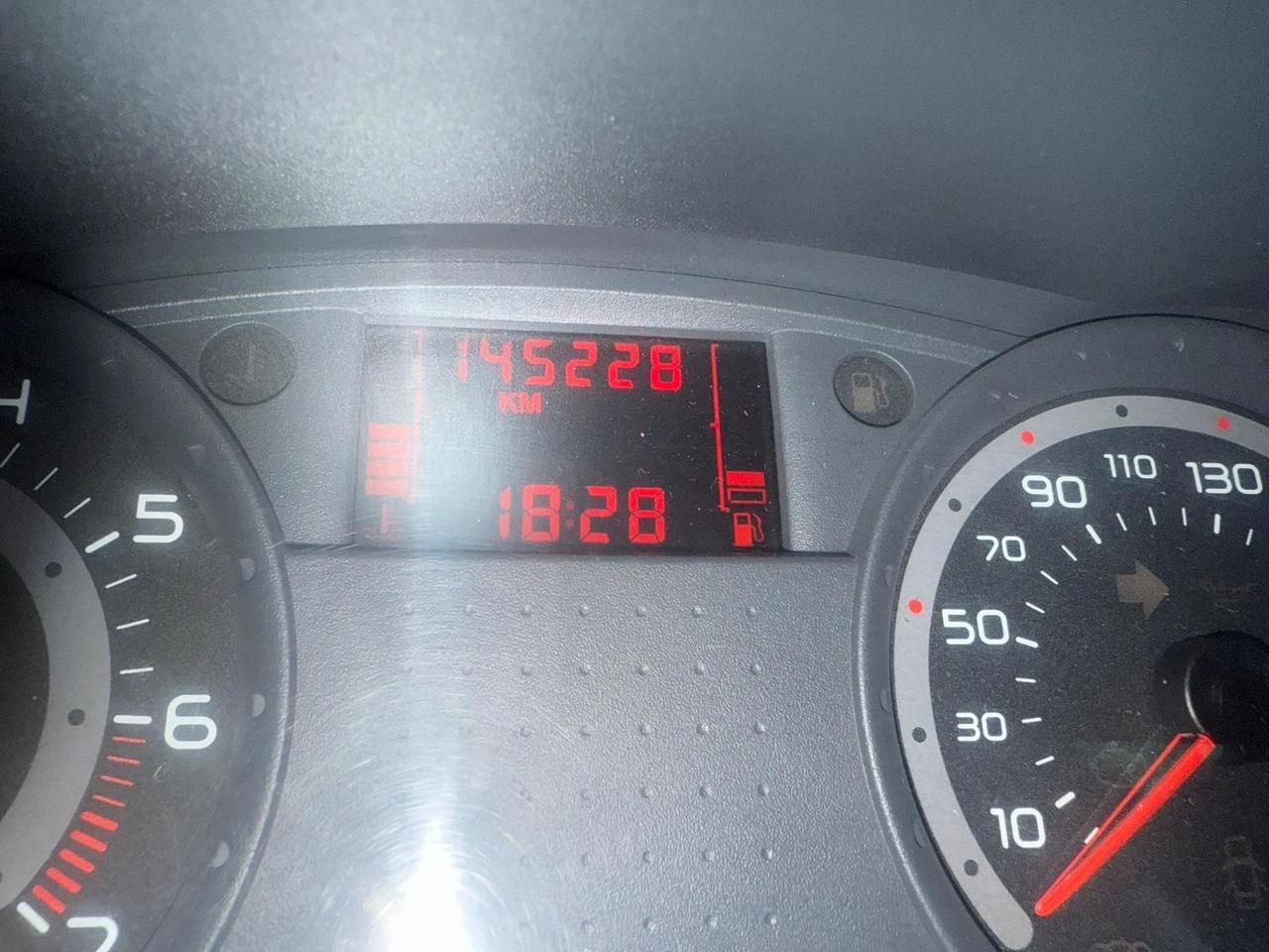 RENAULT CLIO 1.1 BENZINA NEOPATENTATI
