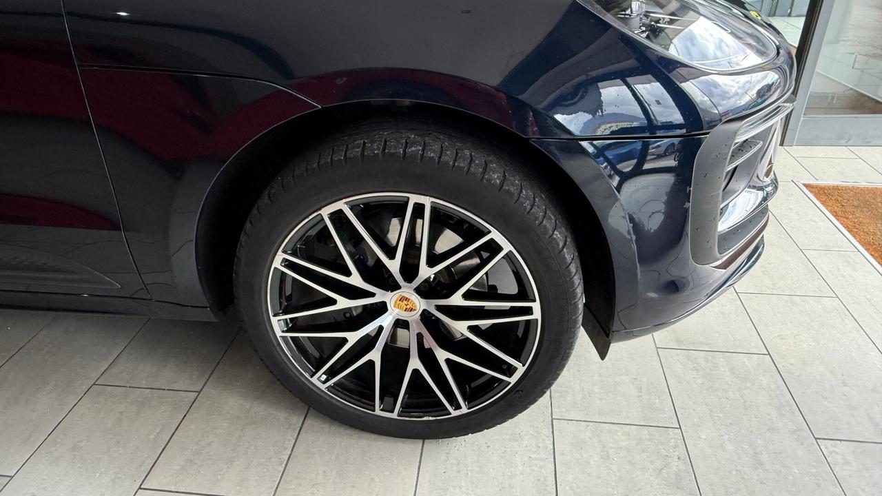 Porsche Macan 2.0 RESTYLING TETTO