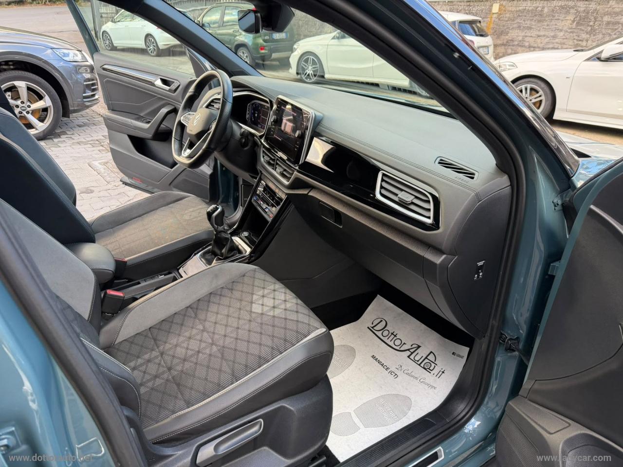 VOLKSWAGEN T-Roc 2.0 TDI SCR R-Line