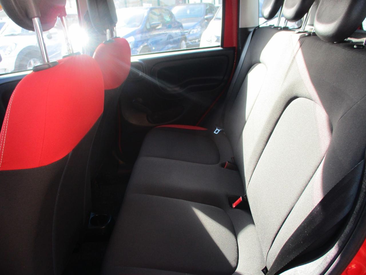 Fiat Panda 1.2 LOUNGE E6 69CV PACK 90000 KM