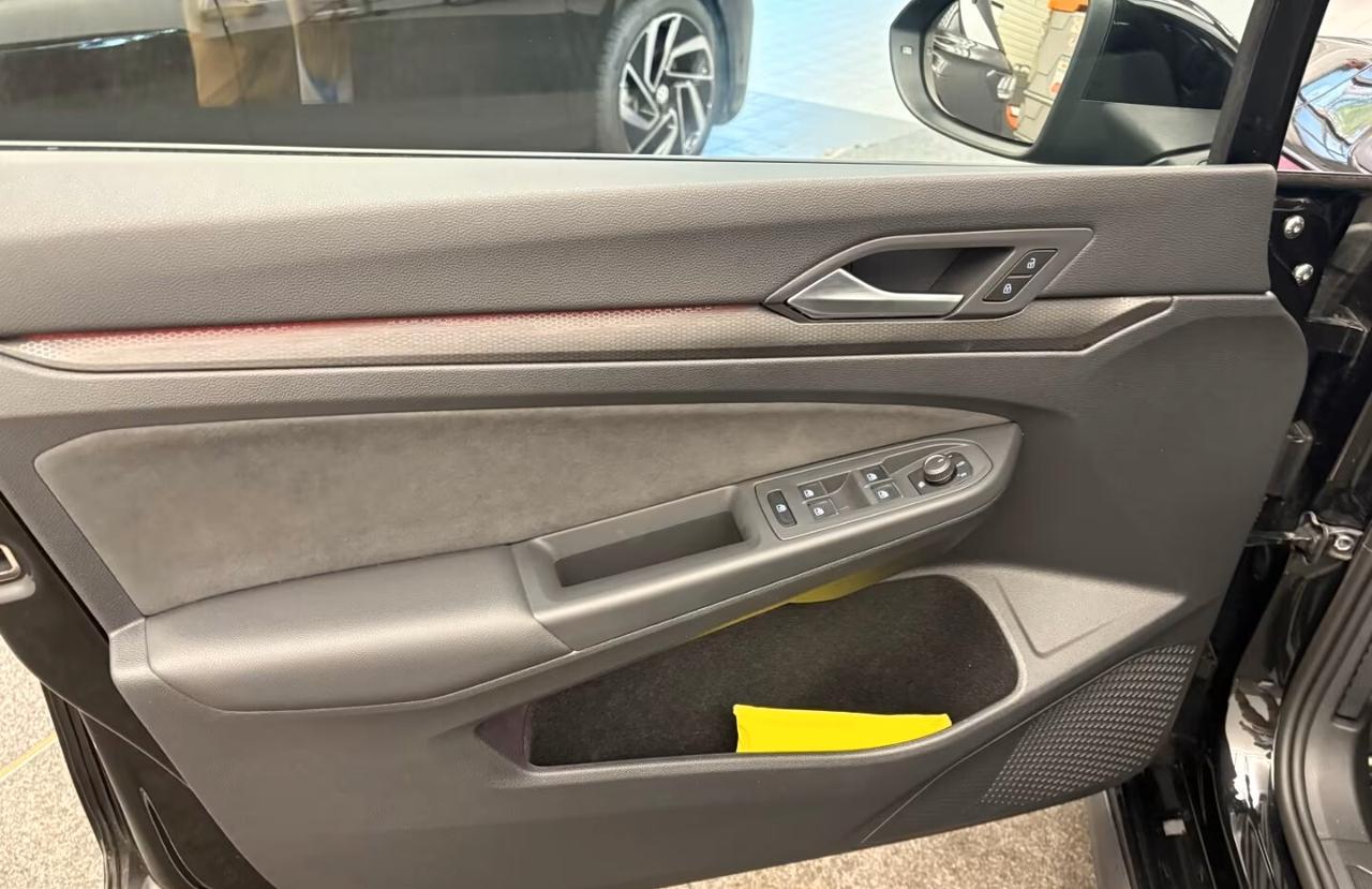 Volkswagen Golf GTI 2.0 TSI DSG led navi