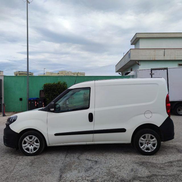 FIAT DOBLO' 1.6 M-JET 105CV FURGONE 3 POSTI 2022