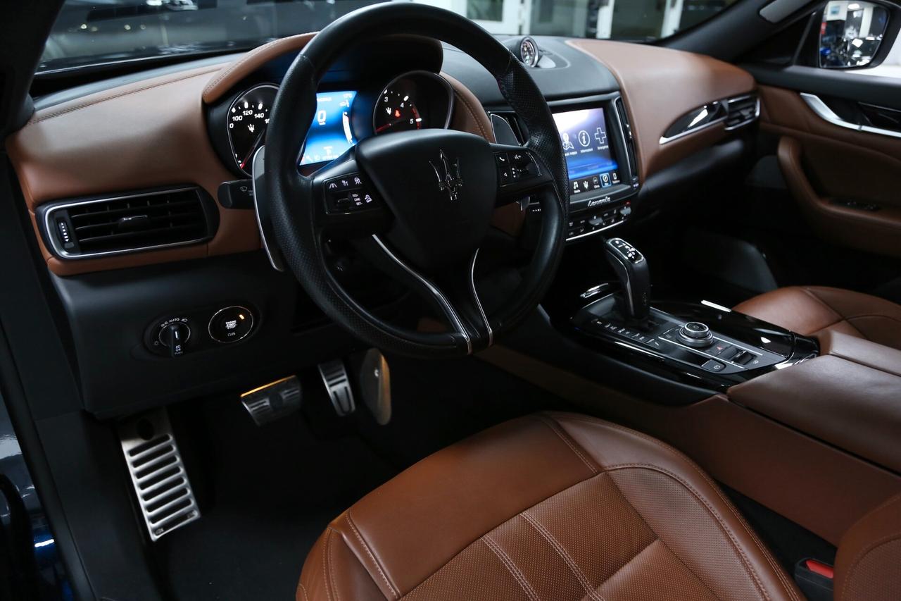 Maserati Levante V6 Diesel 275 cv AWD Gransport auto