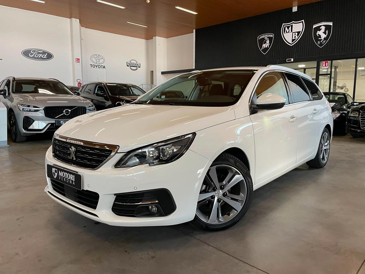 Peugeot 308 BlueHDi 130 S&S SW Allure