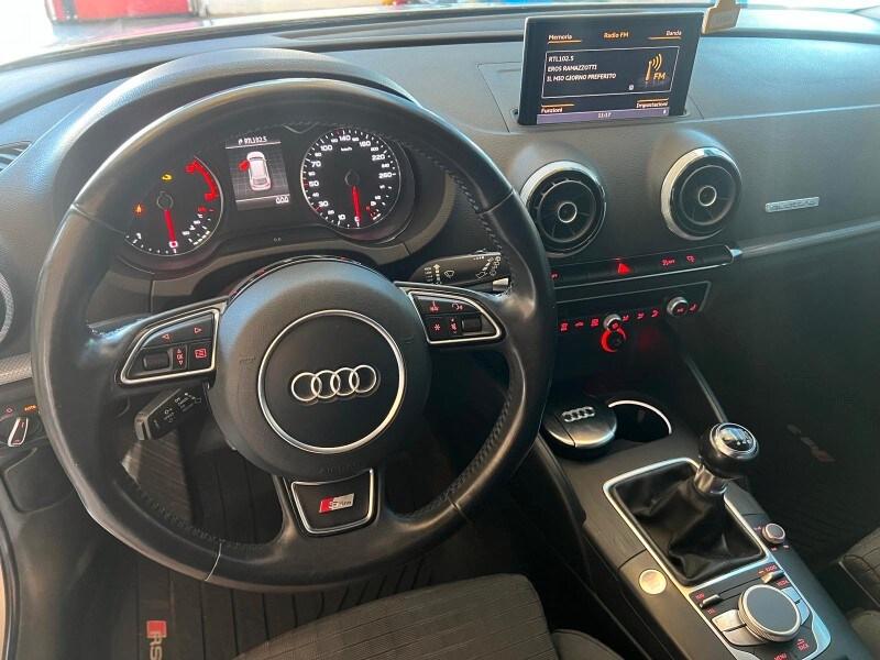 AUDI A3 3ª serie A3 SPB 2.0 TDI quattro Attrac...