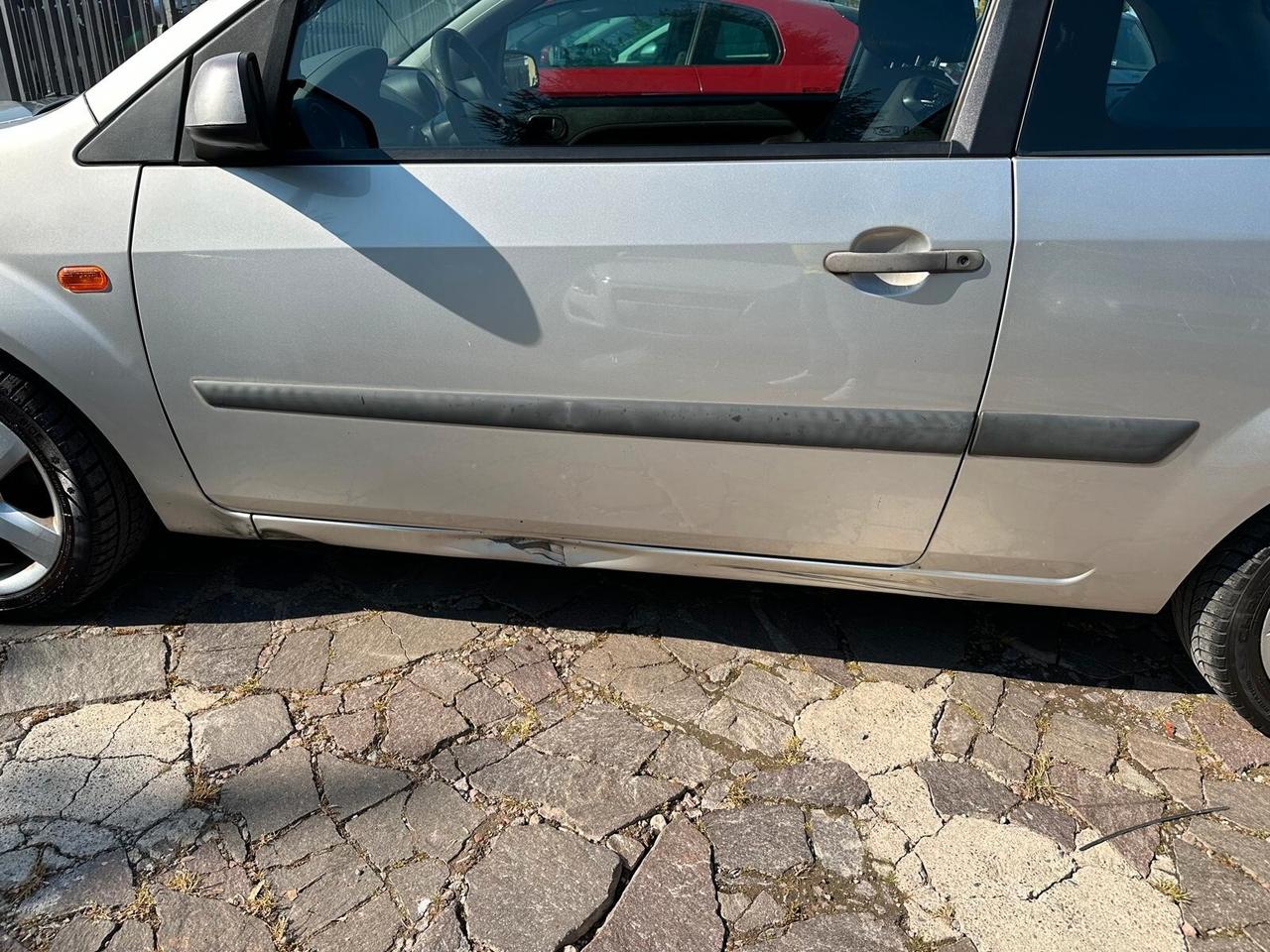 Ford Fiesta 1.2 16V 3p. Titanium