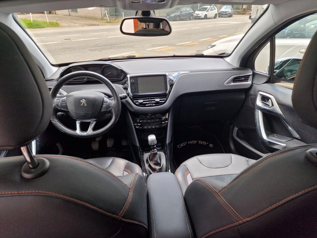 Peugeot 2008 BlueHDi 120 S&S Crossway