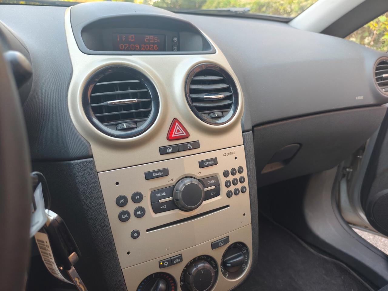 Opel Corsa 1.2 Benz 5 porte euro 4