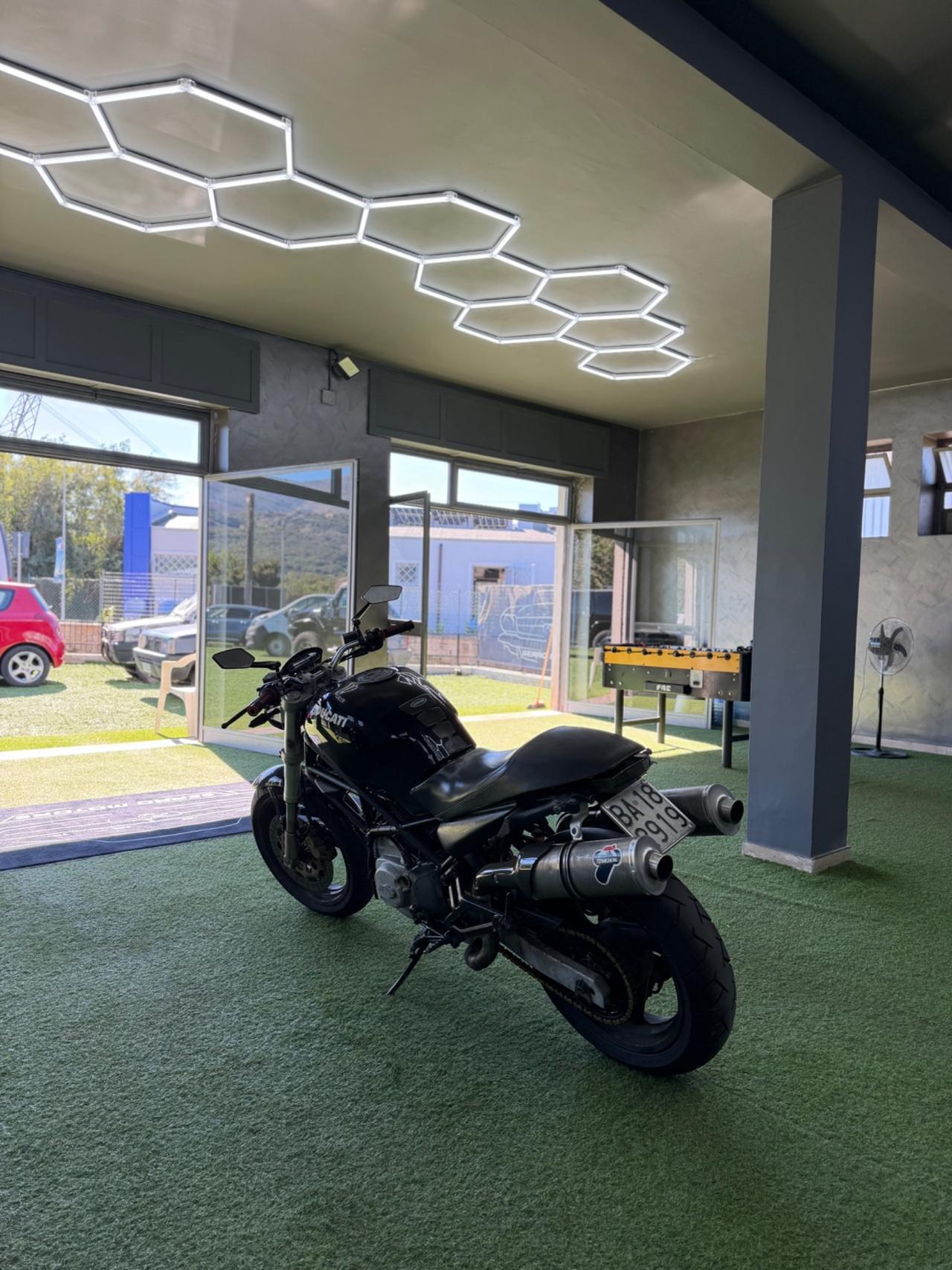 Ducati Monster 600 Iscritto ASI