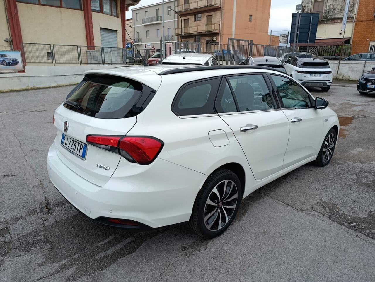 Tipo 1.6 Mjt S&S SW Lounge