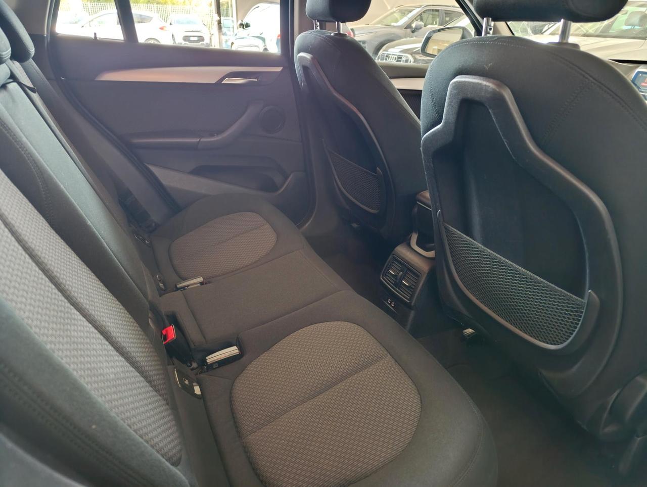 BMW X1 sdrive18d Business Advantage auto