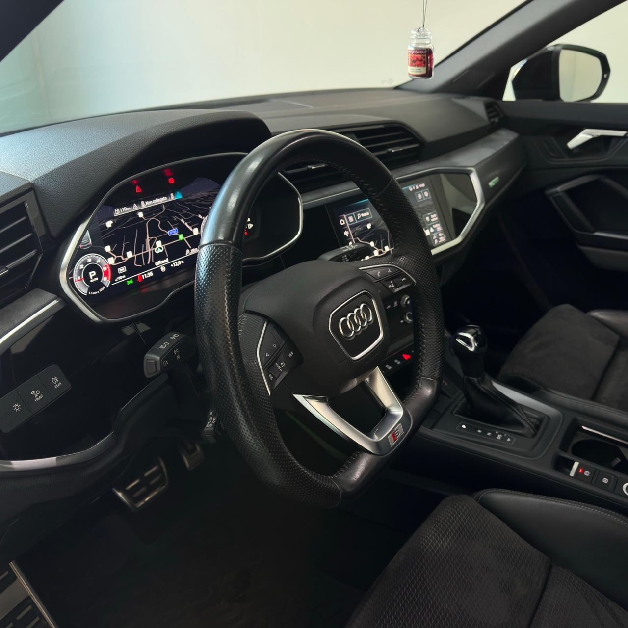 Audi Q3 Sportback 35 TDI S-Tronic S-Line Edition Identity Black