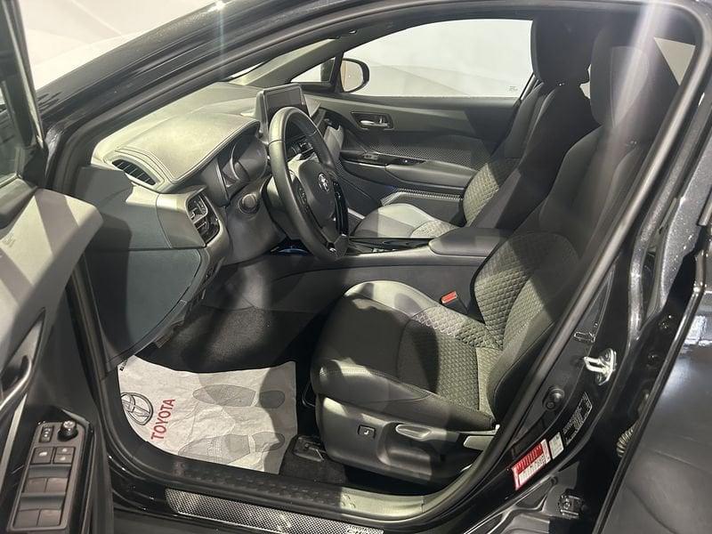 Toyota C-HR 1.8 Hybrid E-CVT Trend