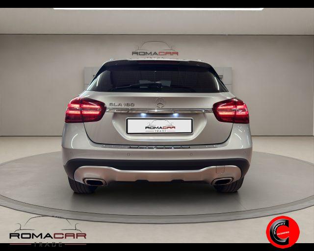 MERCEDES-BENZ GLA 180 Business