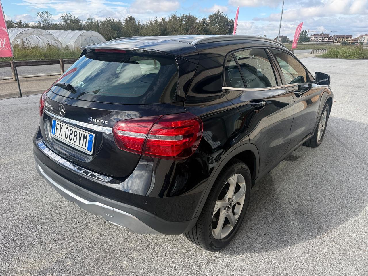 MERCEDES-BENZ GLA 200 d Automatic 4Matic Sport LED CAMERA NAVI
