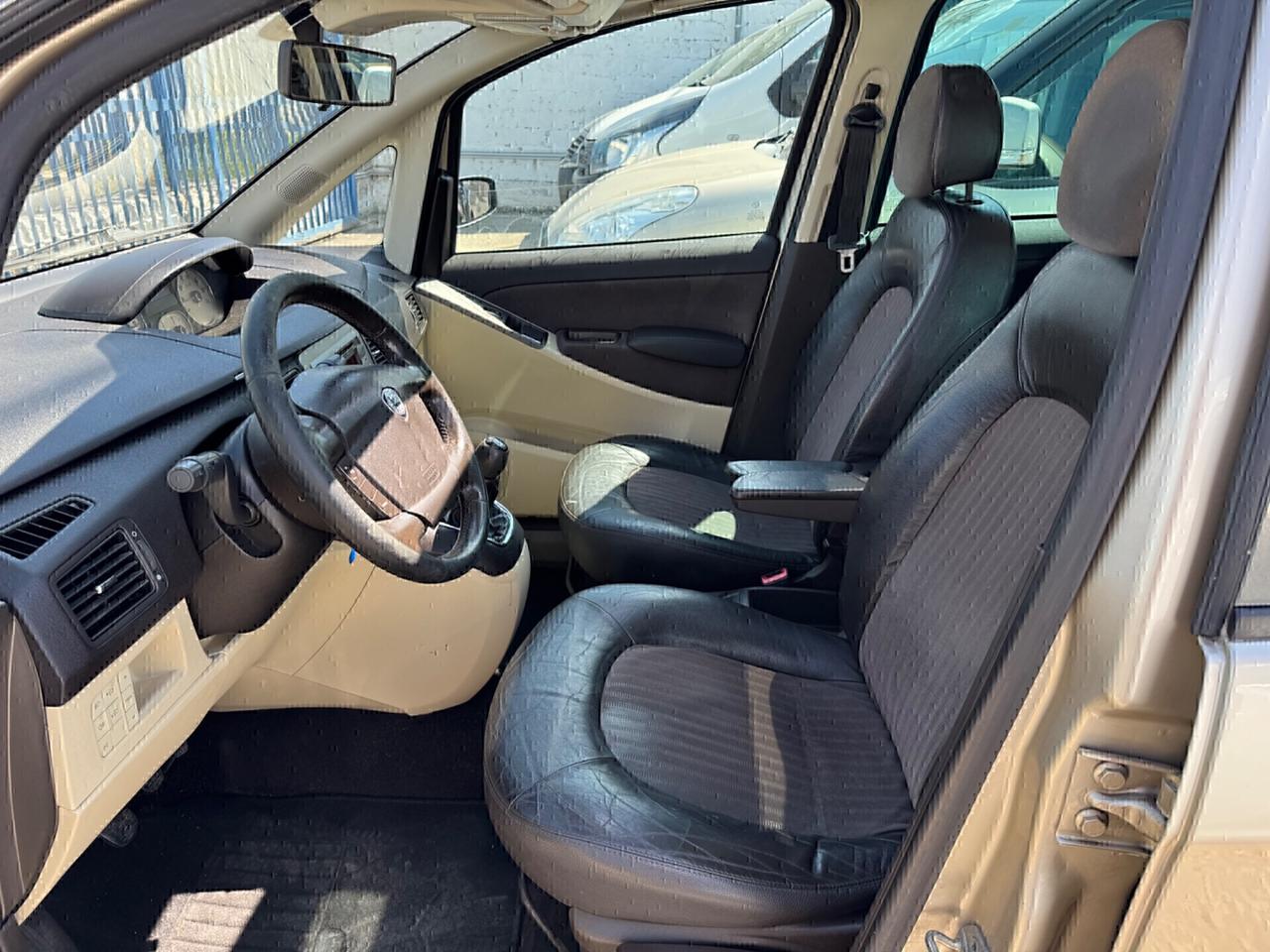 Lancia MUSA Multijet Platino “TETTO APRI”