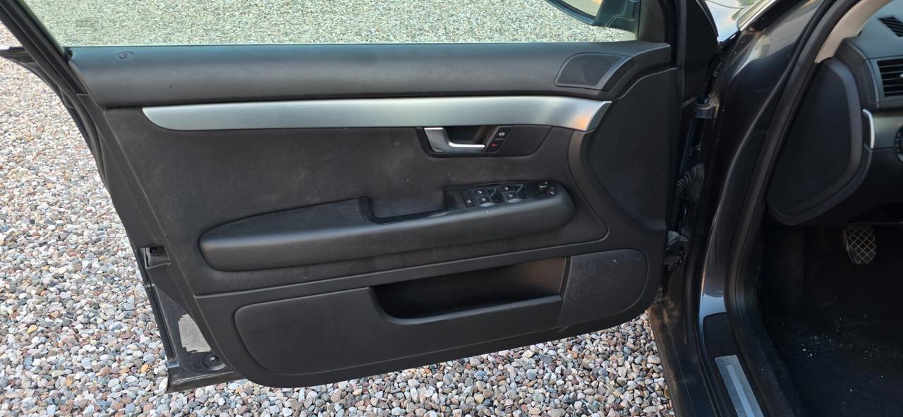 Audi A4 2.0 16V TDI Sport. Berlina unico propitario