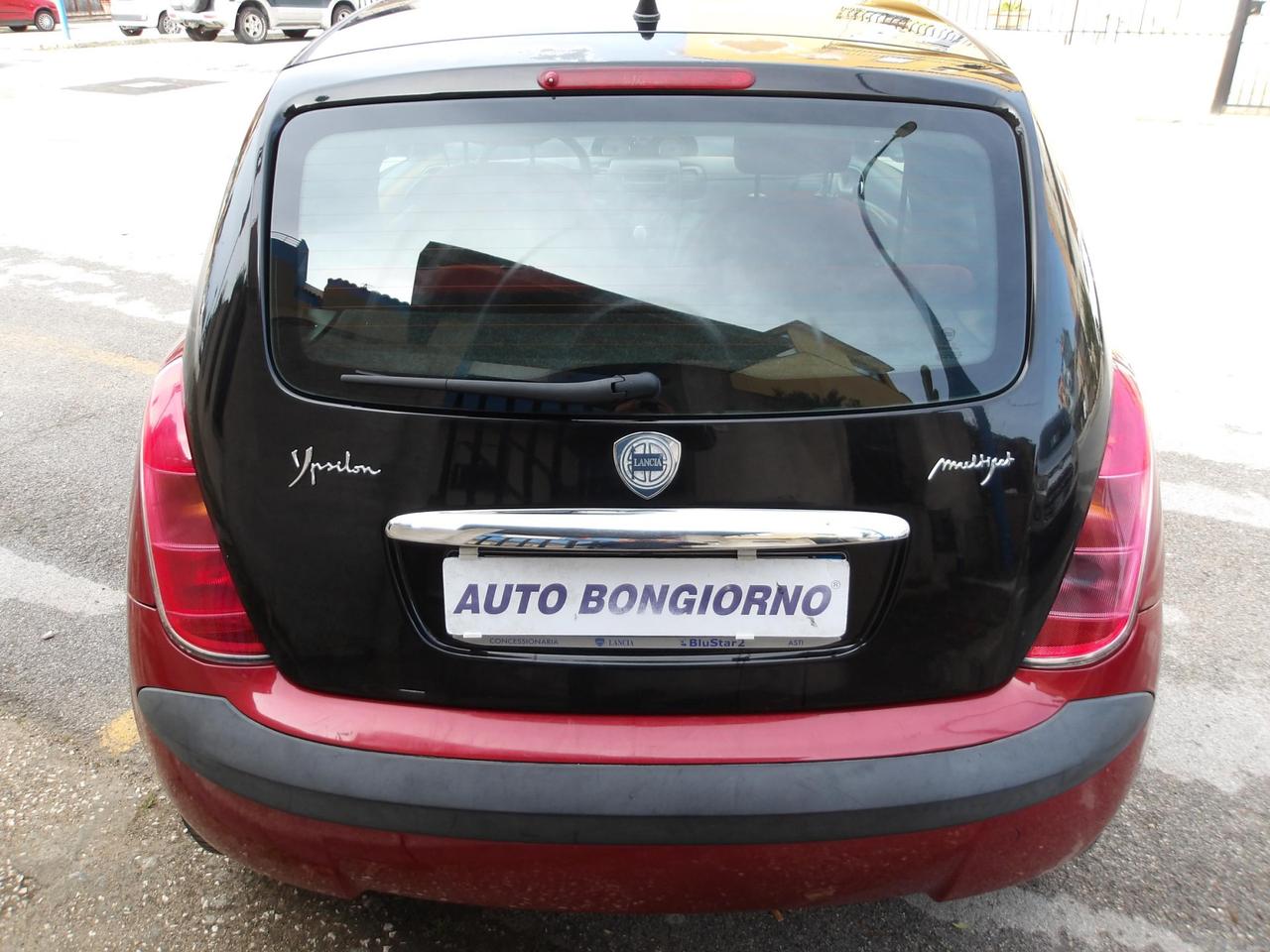 Lancia Ypsilon 3 Porte Ypsilon 1.3 mjt Argento