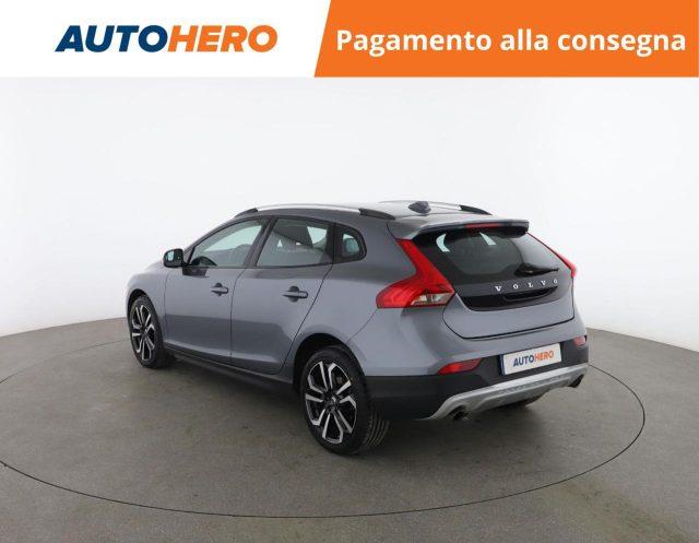 VOLVO V40 Cross Country T4 AWD Geartronic Summum