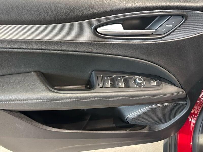 Alfa Romeo Stelvio 2.0 T 200 CV Sprint AT8 Q4