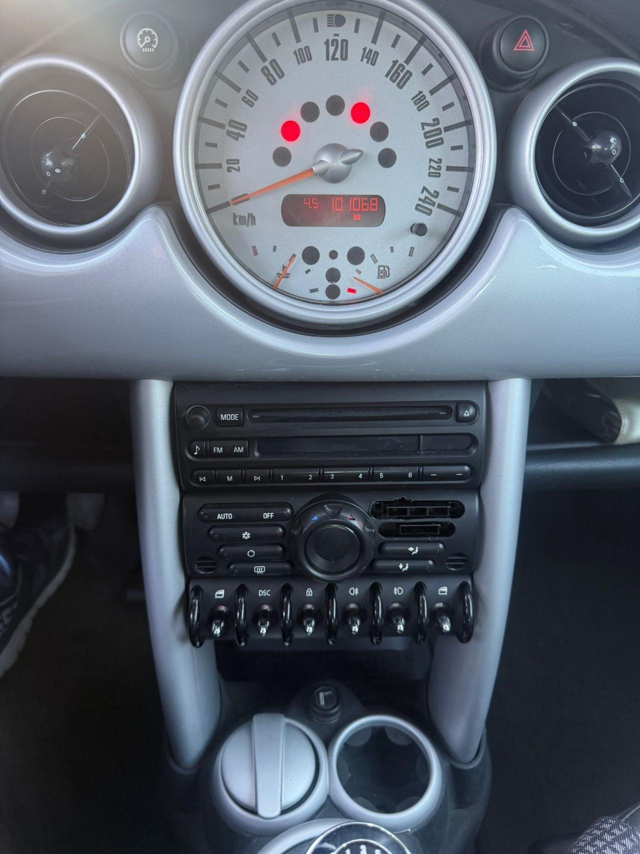 Mini 1.6 16V Cooper Neopatentati