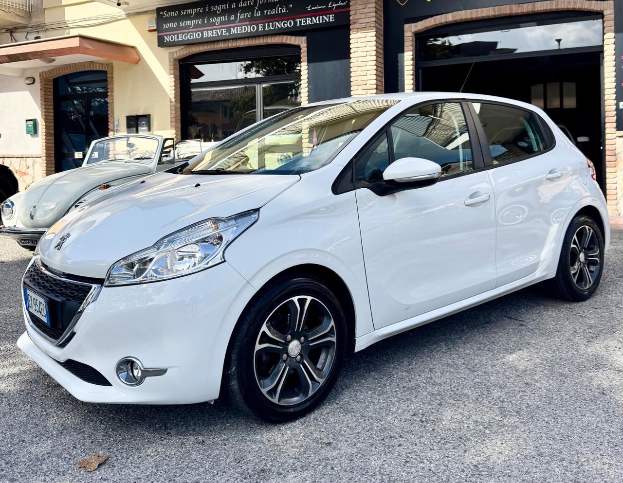 Peugeot 208 1.2 Active