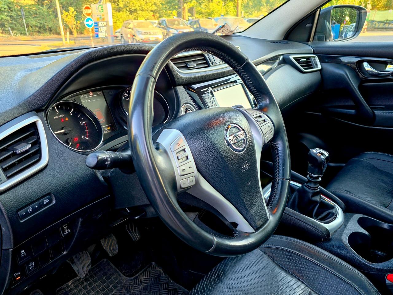 Nissan Qashqai 1.6 dCi 4WD Tekna 2014-E5B Manuale 4x4 NEO