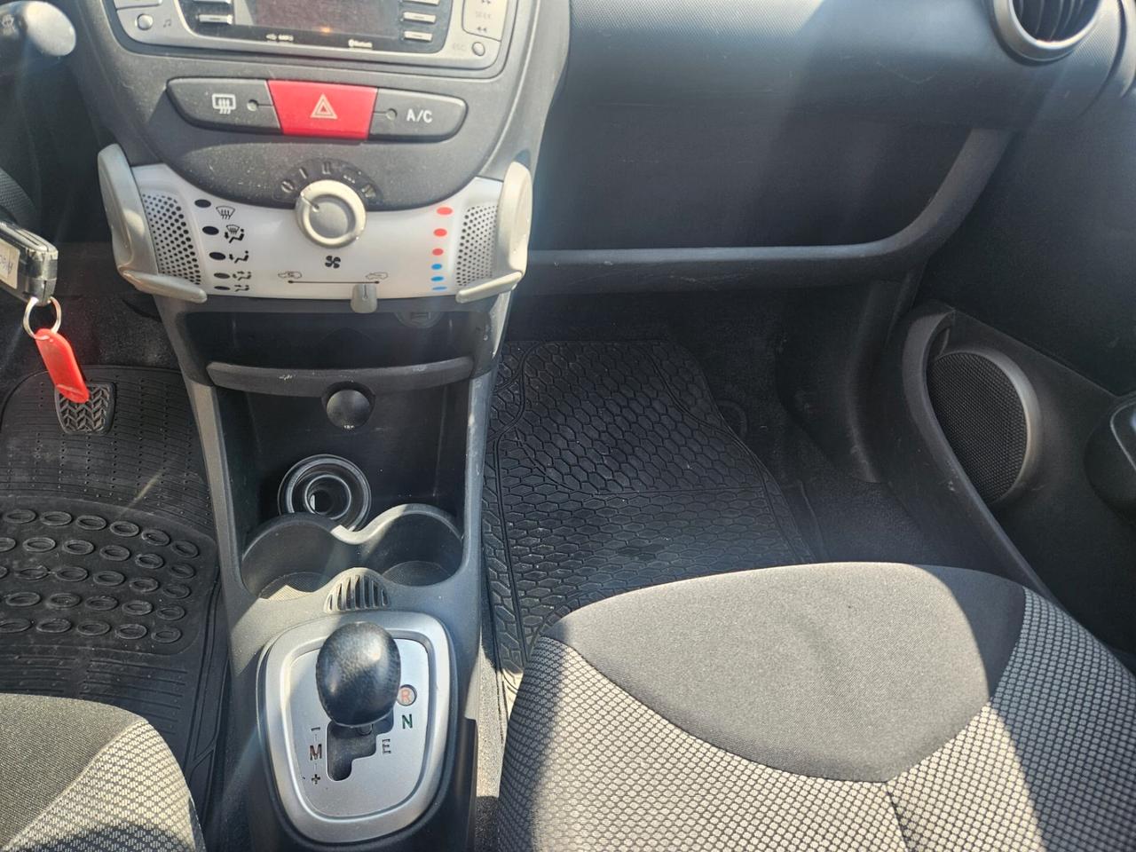 Toyota Aygo 1.0 5 porte Cambio Automatico