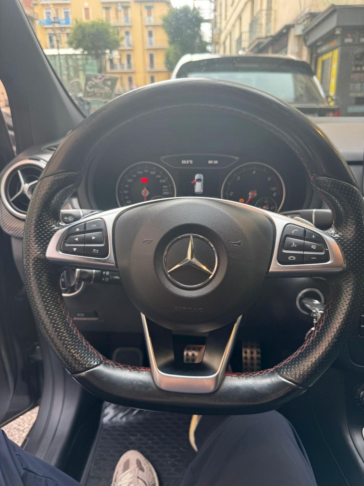 Mercedes-benz B 200 d Automatic Sport