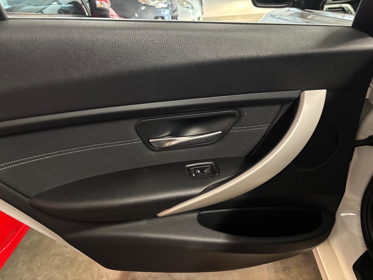 Bmw 320d xDrive Luxury |BIANCO PERLA AUTOMATICA |