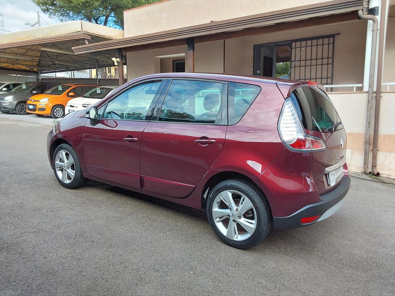 Renault Scenic XMOD 1.5 dCi 110CV Live