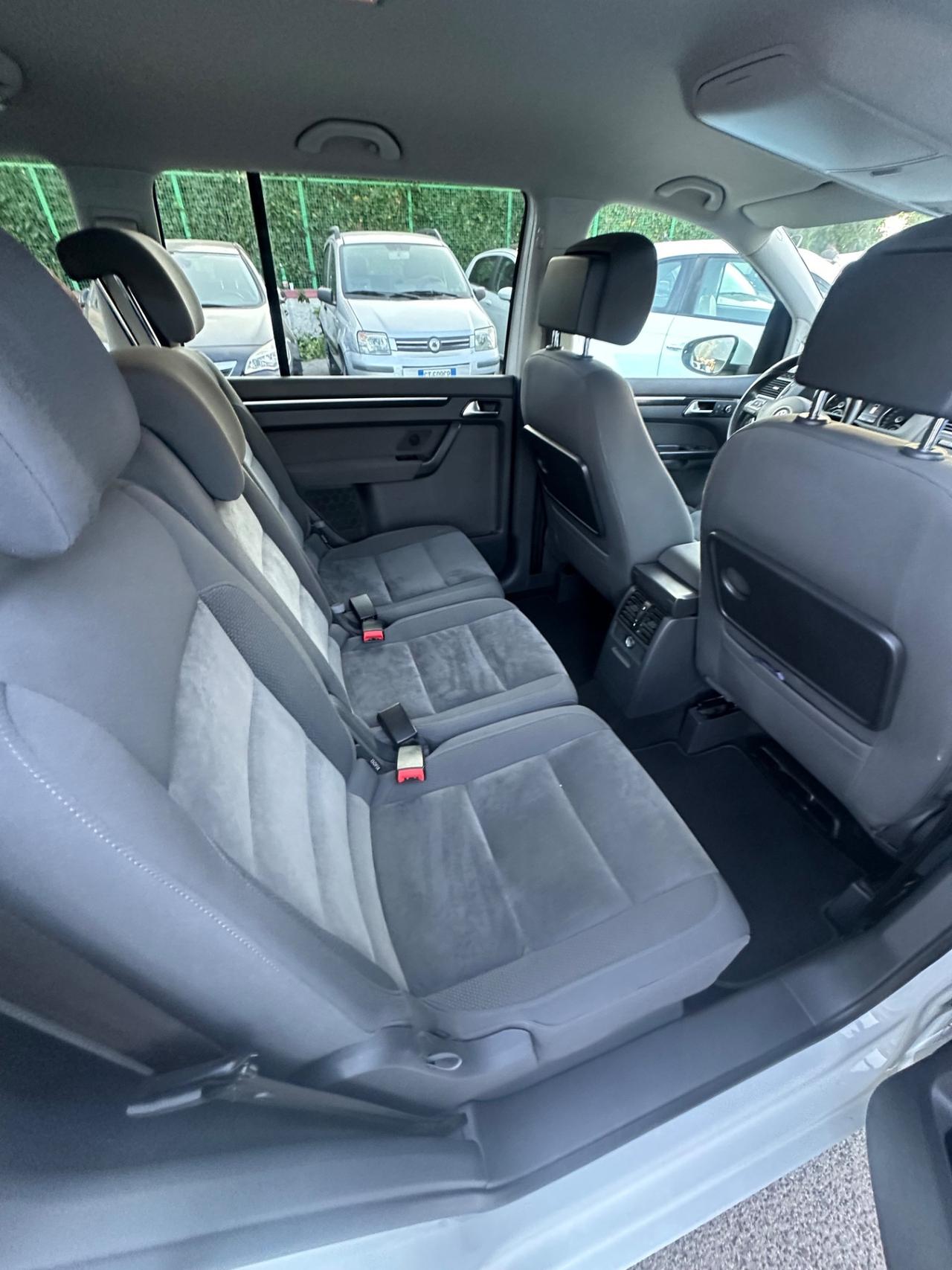Volkswagen Touran 1.4 TSI Highline EcoFuel