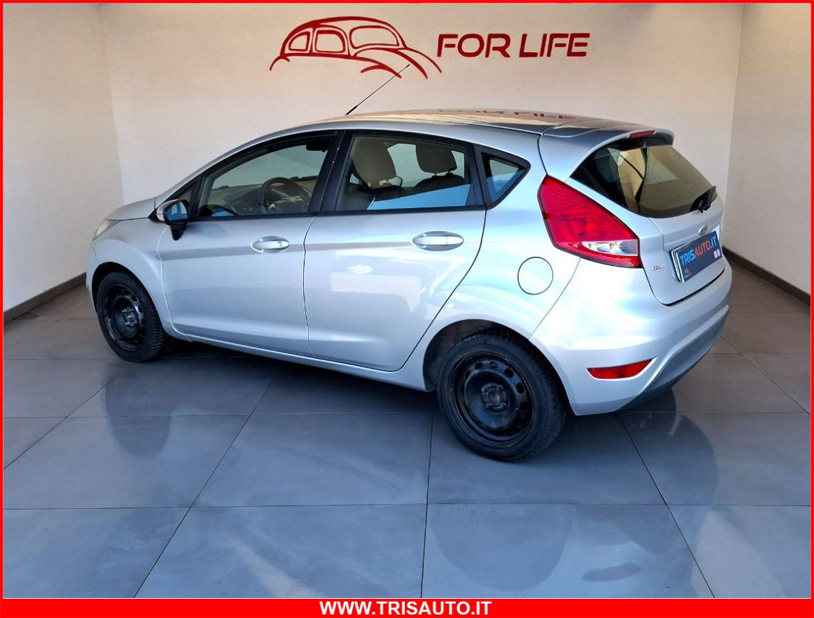 FORD Fiesta 1.4 Tdci Titanium 5p NEOPATENTATI