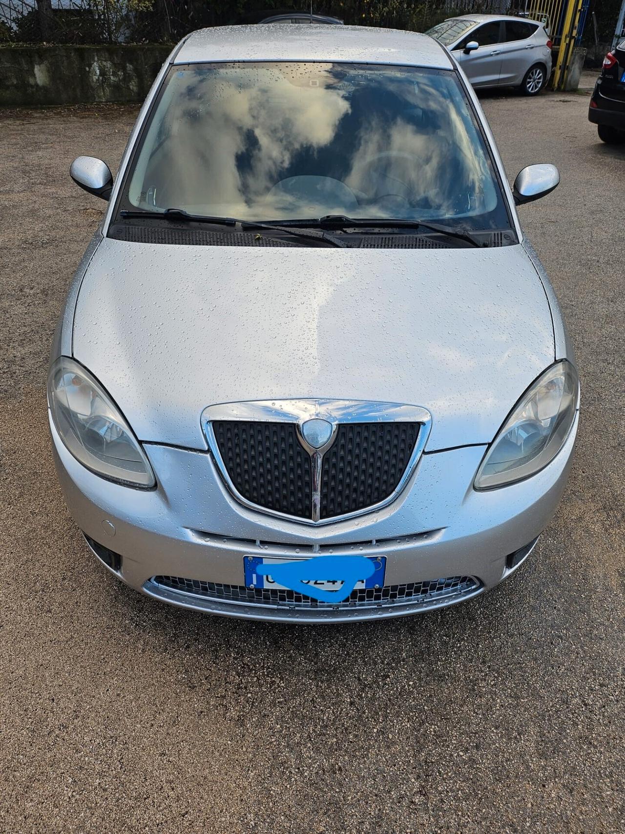 Lancia Ypsilon 1.2 69 CV 5 porte GPL Ecochic Platinum