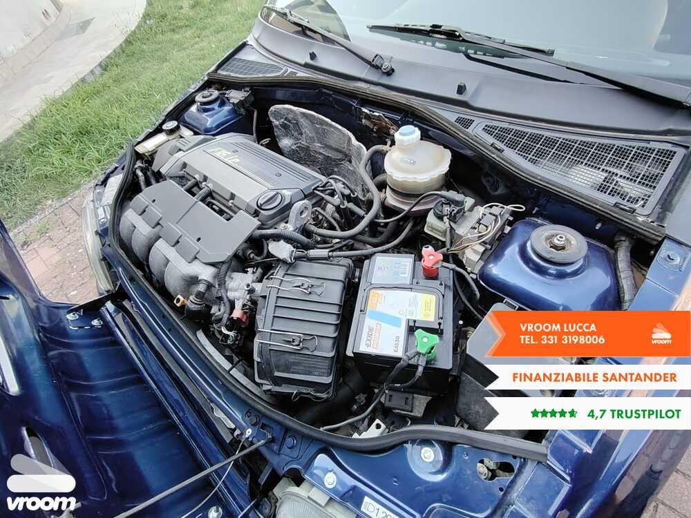 RENAULT Clio 1.8i 16V cat