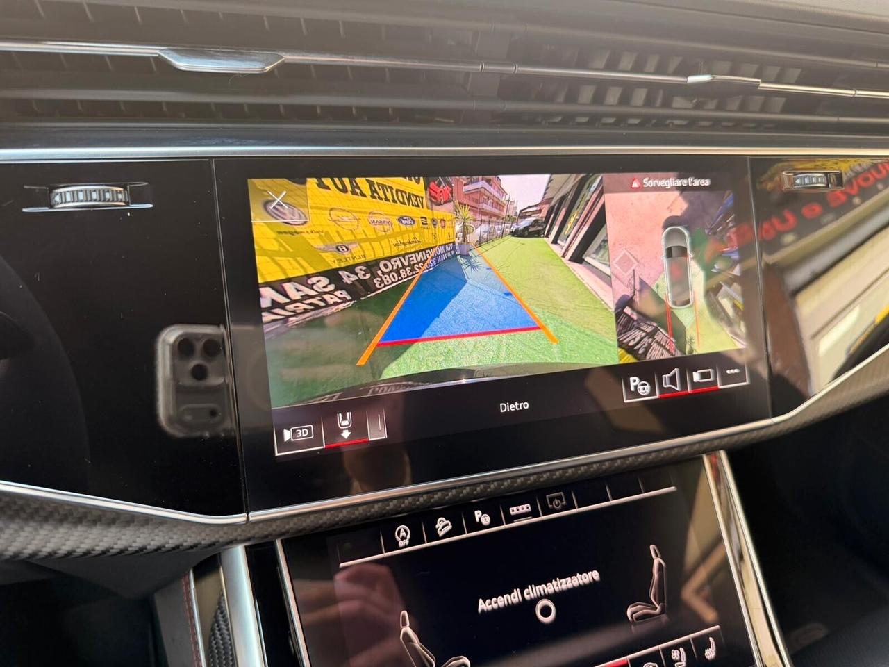 AUDI RS Q8